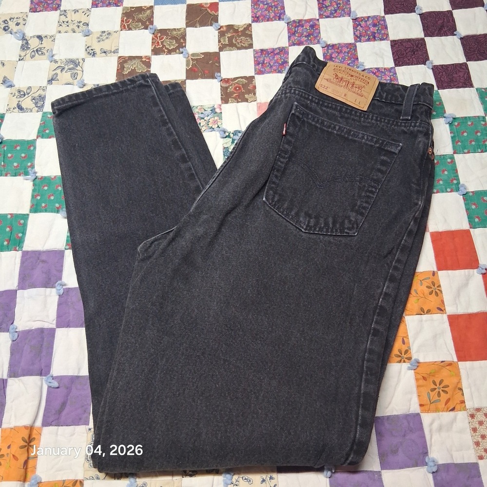 Vintage Levis 522 Women Jeans Size 18 Long Black Tapered Leg Fit 90s Made in USA